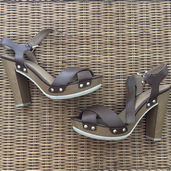 Brown Strappy Tommy Hilfiger Platform Heels - Picture 1 of 3